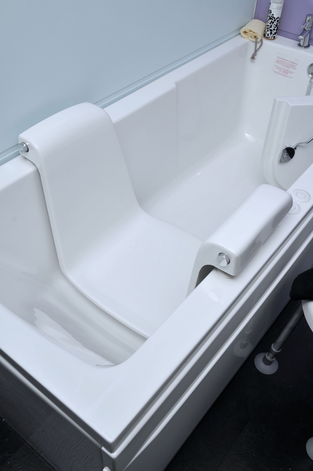 Easy access baths from More Ability in Leeds